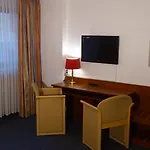 Hotel Acon